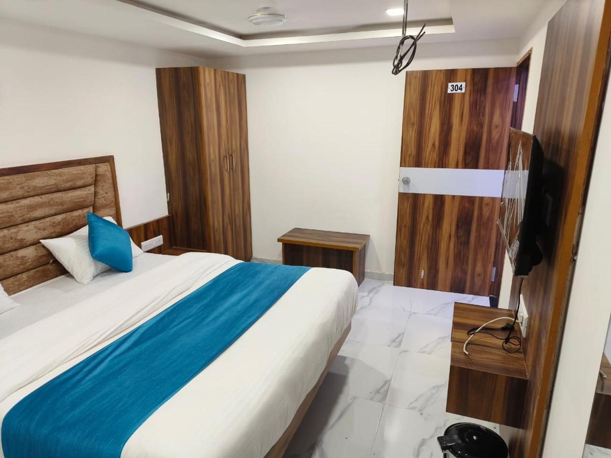 Hotel Ozone,아흐메다바드 외부 사진