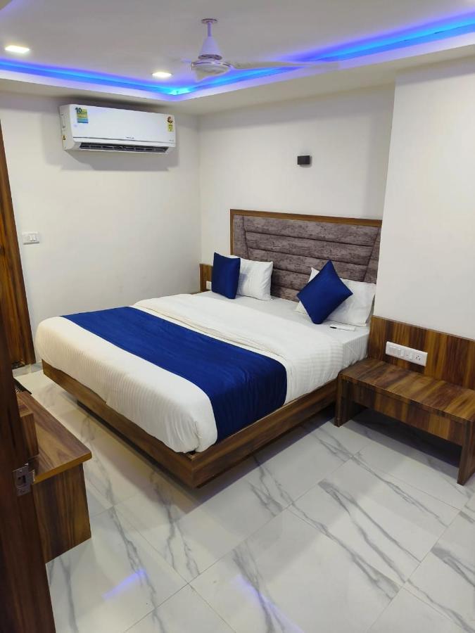 Hotel Ozone,아흐메다바드 외부 사진