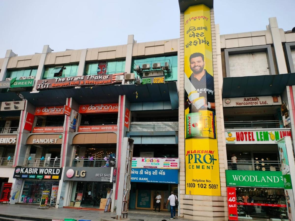 Hotel Ozone,아흐메다바드 외부 사진